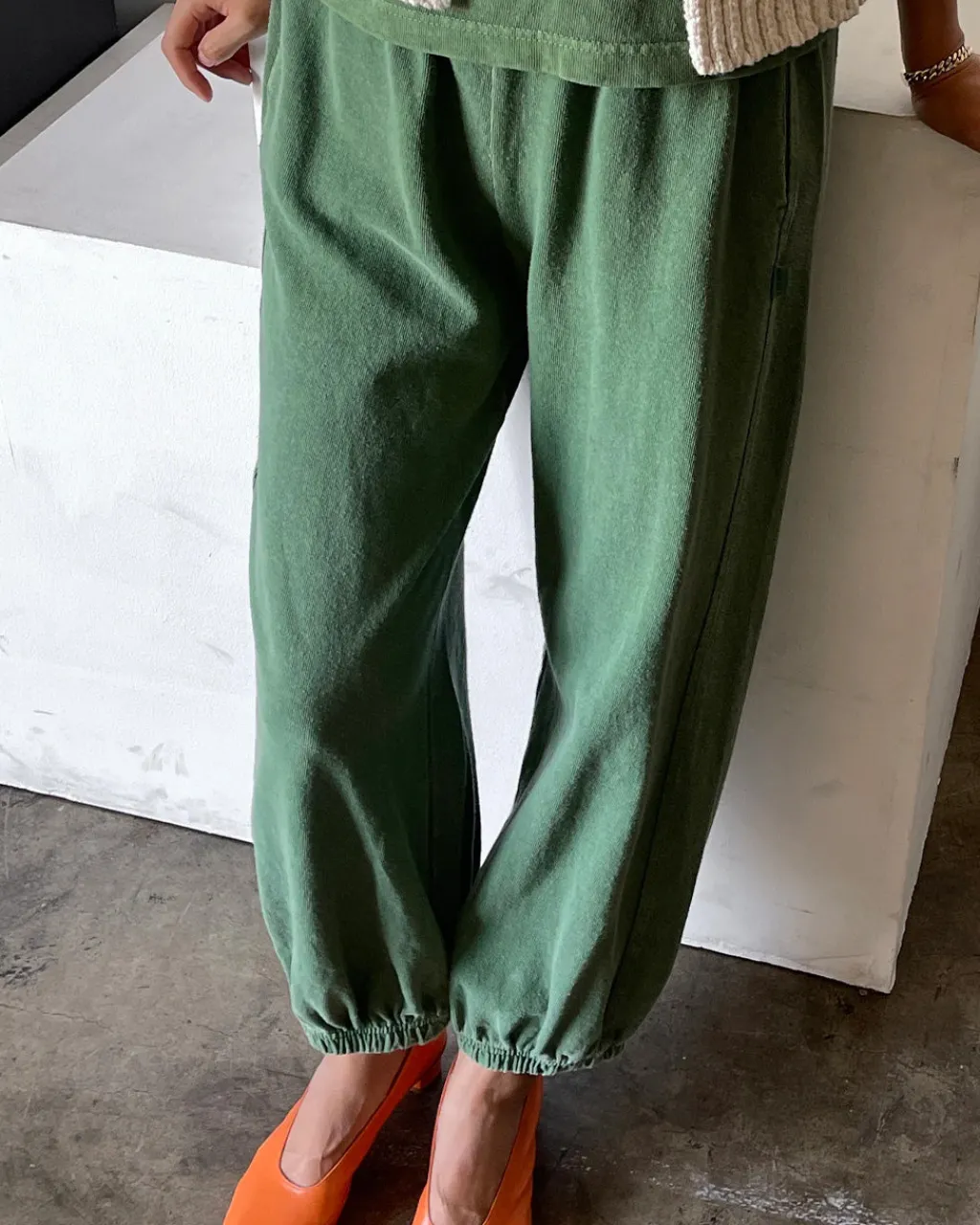 Le Bon Shoppe Balloon Pants - Basil Discount