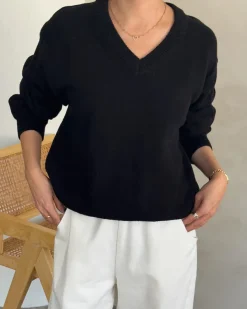 Le Bon Shoppe Gabby Cotton V-Neck Sweater - Black Outlet