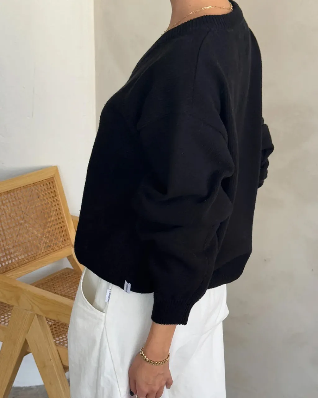 Le Bon Shoppe Gabby Cotton V-Neck Sweater - Black Outlet