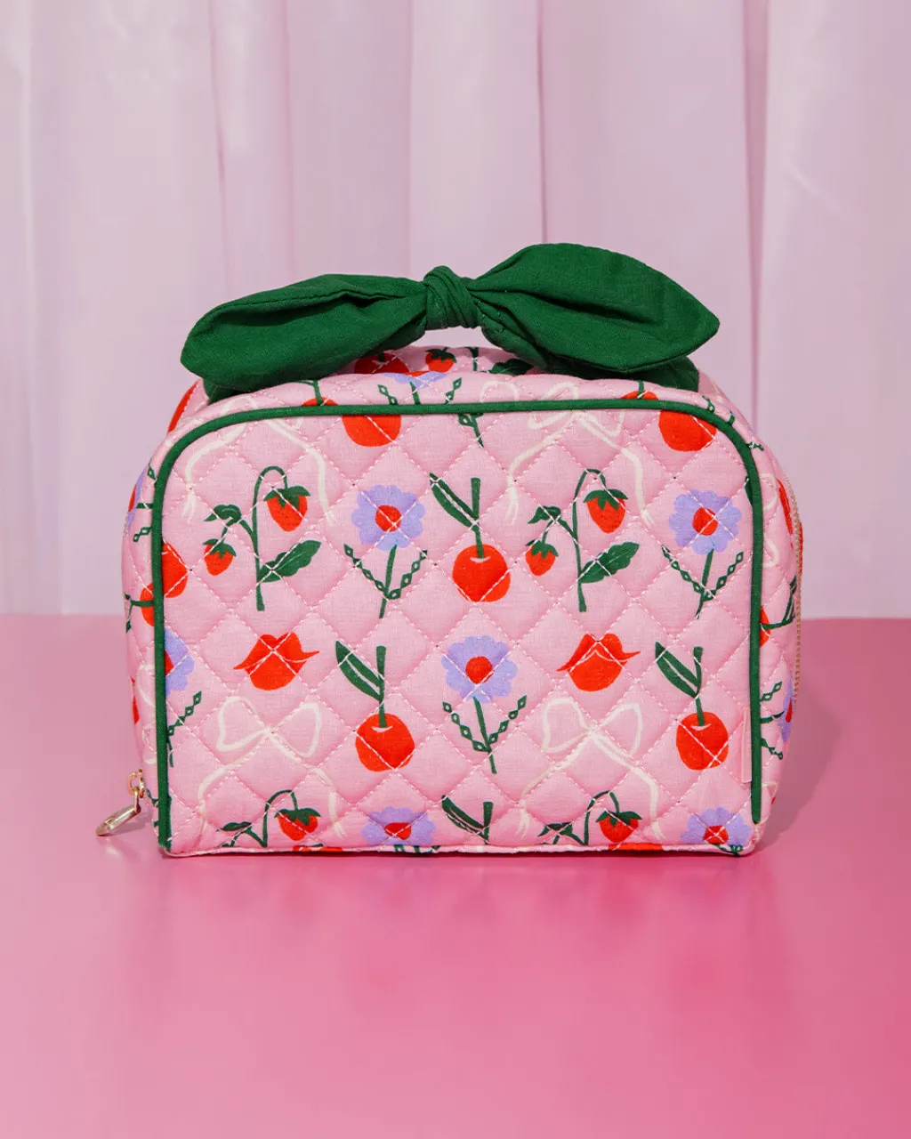 ban.do Getaway Toiletry Bag - Cherry Lips