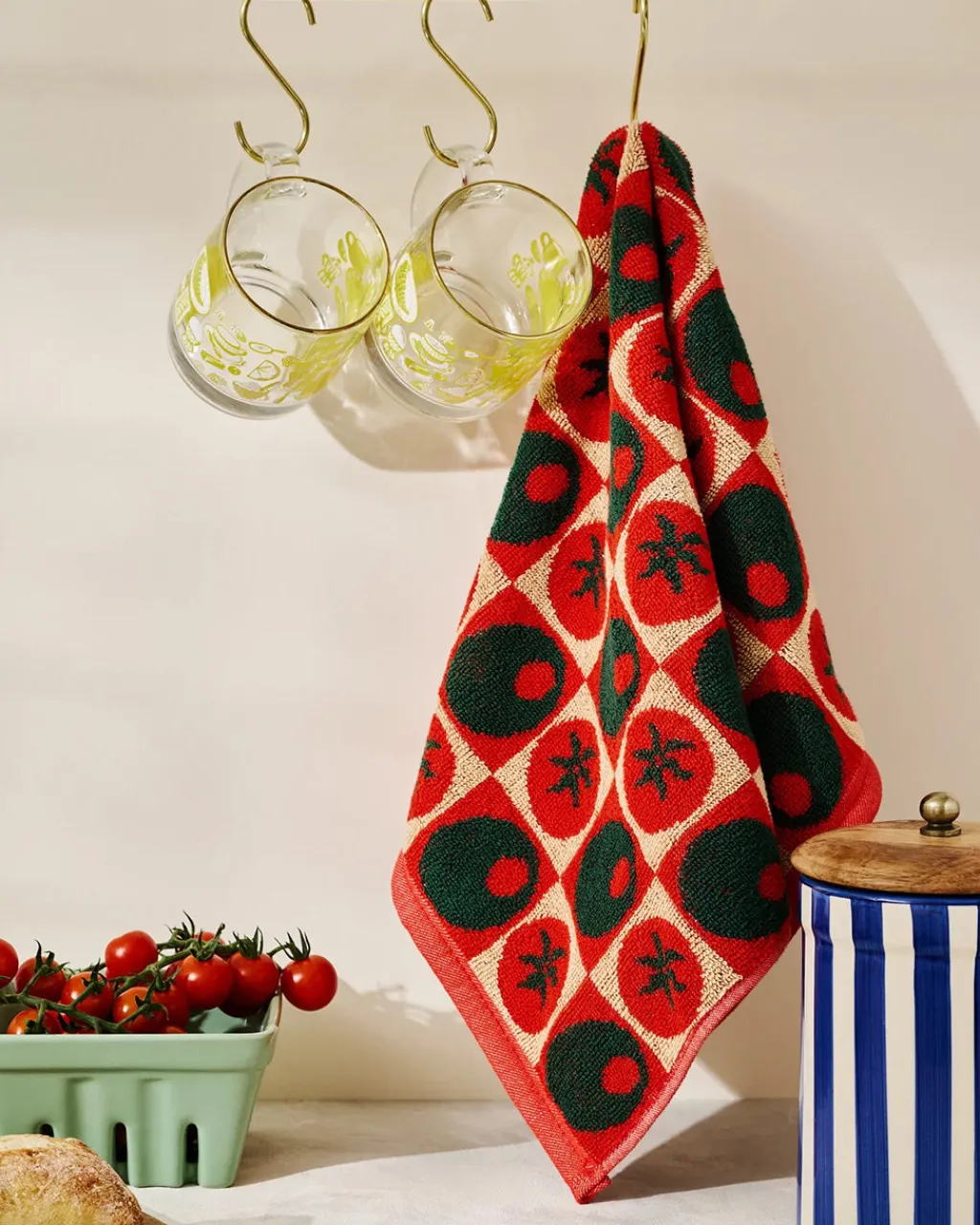 One & Only Paper Heirloom Tomato Terry Cloth Kitchen Towel Best