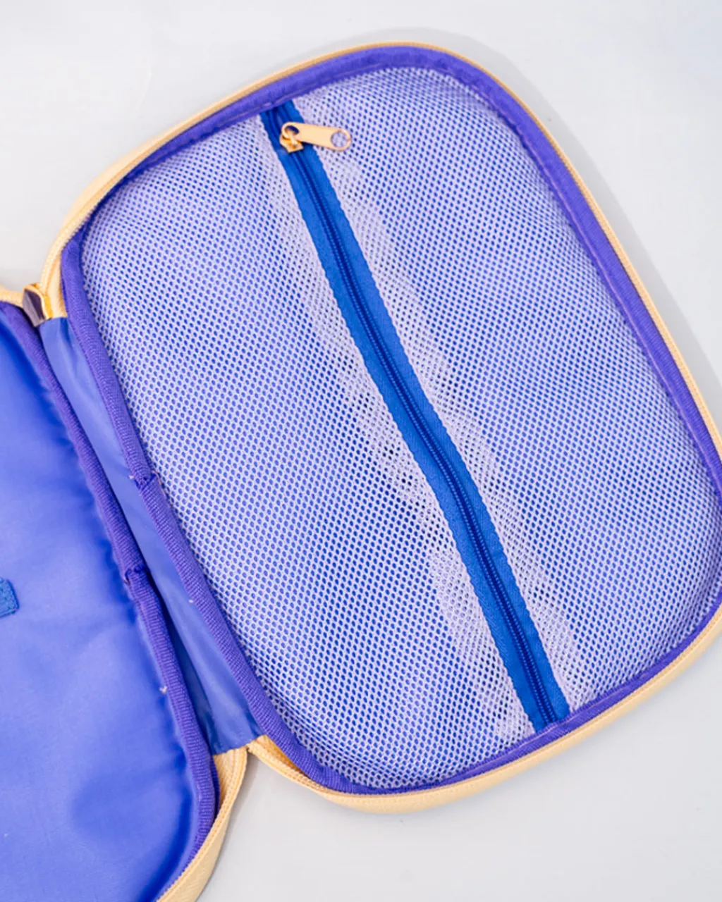 ban.do Mobile Tech Pouch - Cherry Hearts Outlet