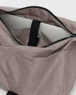 Baggu Nylon Messenger Bag - Dove Hot