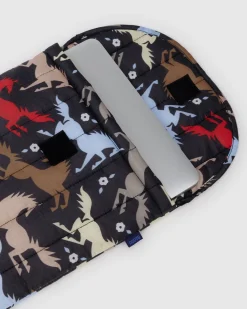 Baggu Puffy Laptop Sleeve 16" - Horse Cut-Outs Online