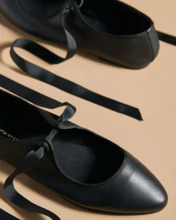 Intentionally Blank Valley Ballet Flats - Black Clearance